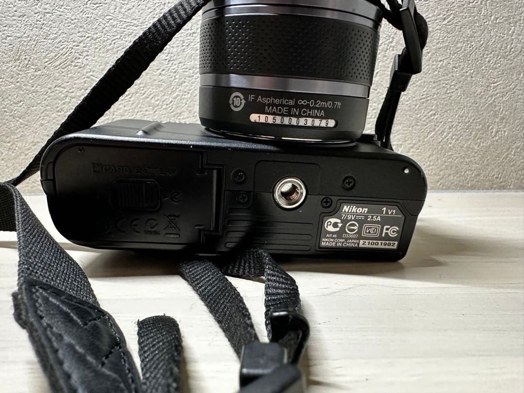 【美品】Nikon Nikon1 V1 レンズセット デジタルカメラ　レンズ　1