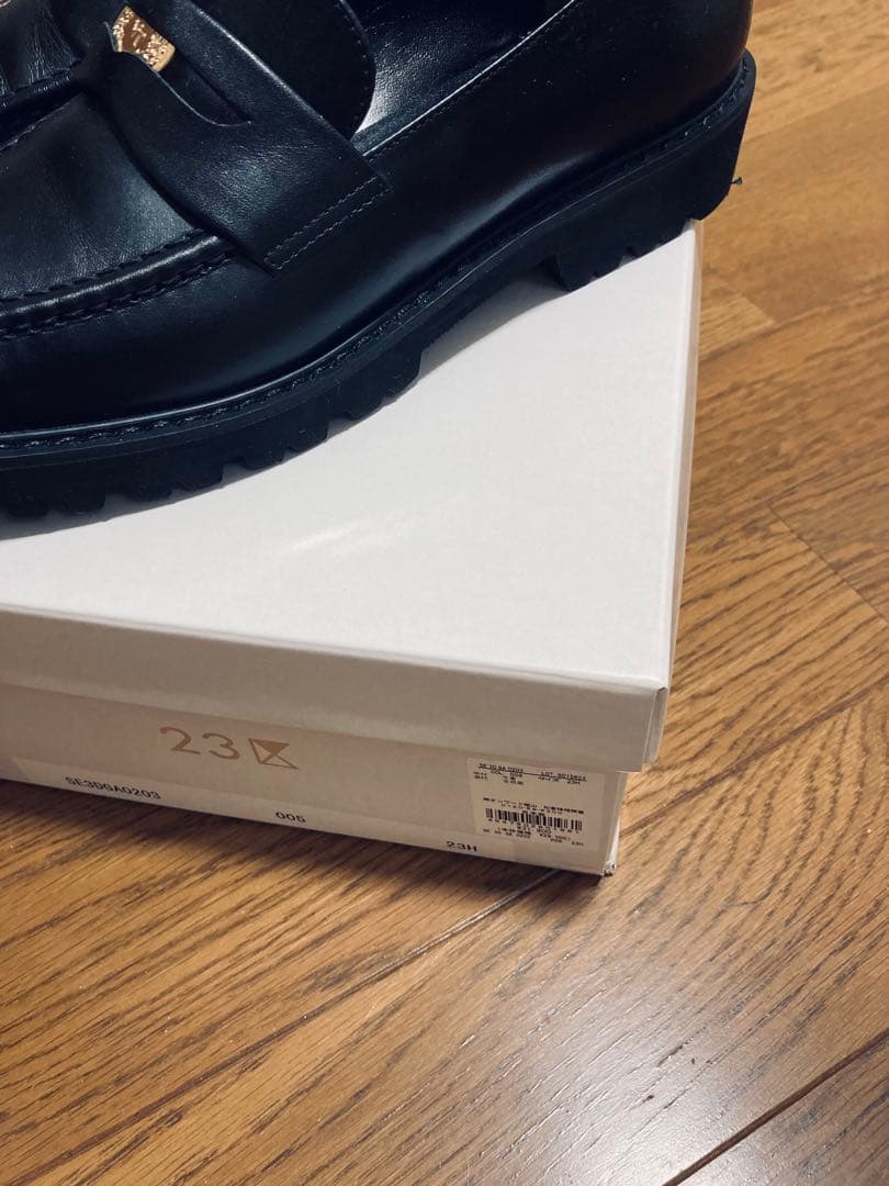 オンワード 23区 完売 ローファー