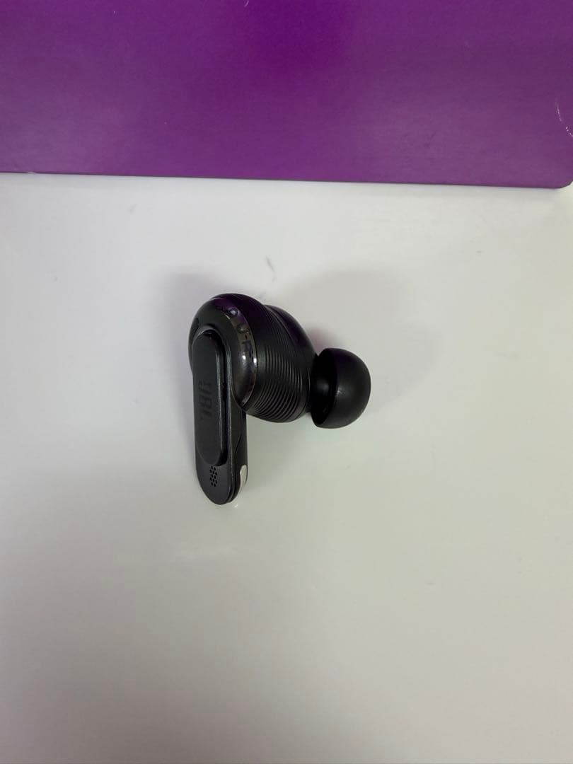 ほぼ新品　JBL TOUR PRO 3 ワイヤレスイヤホン