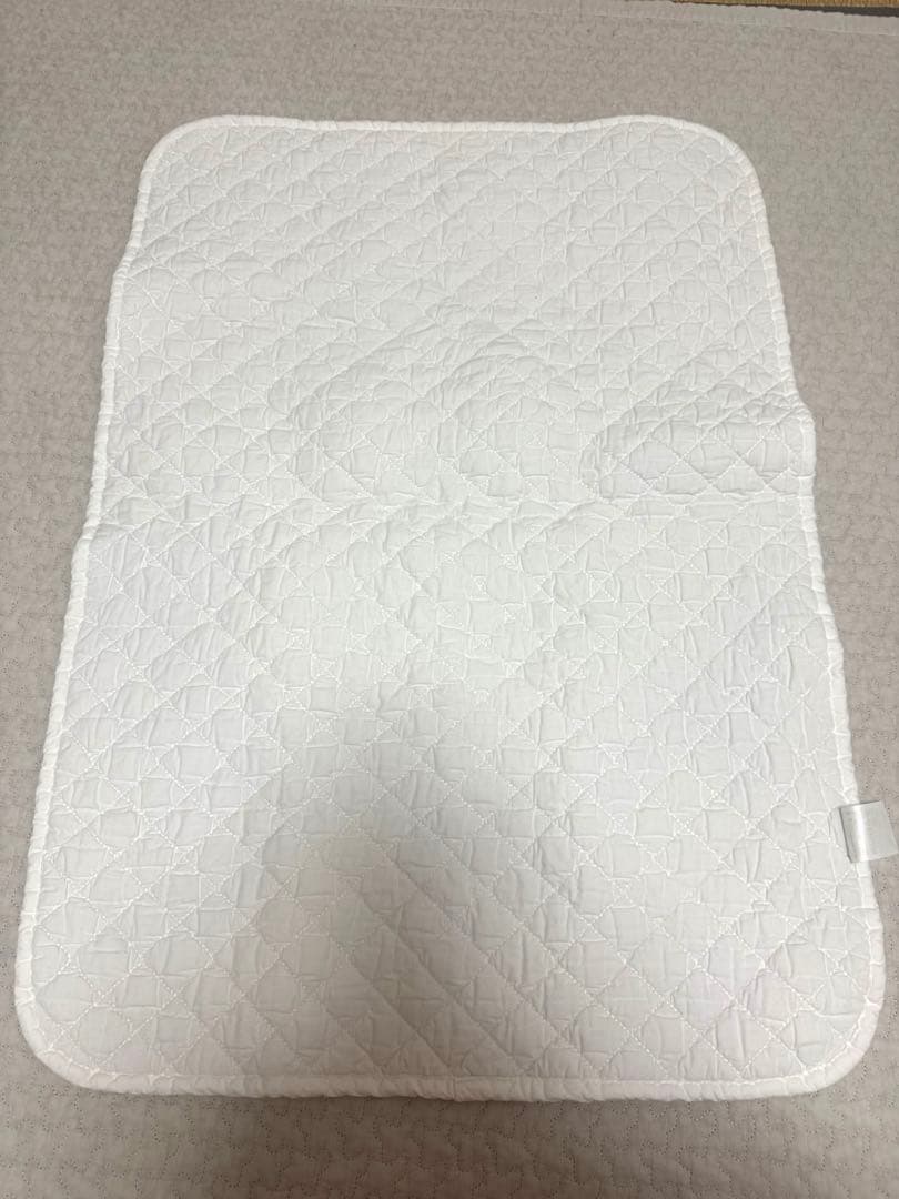 【美品】アップリカ ココネル エアー ベビーベッド