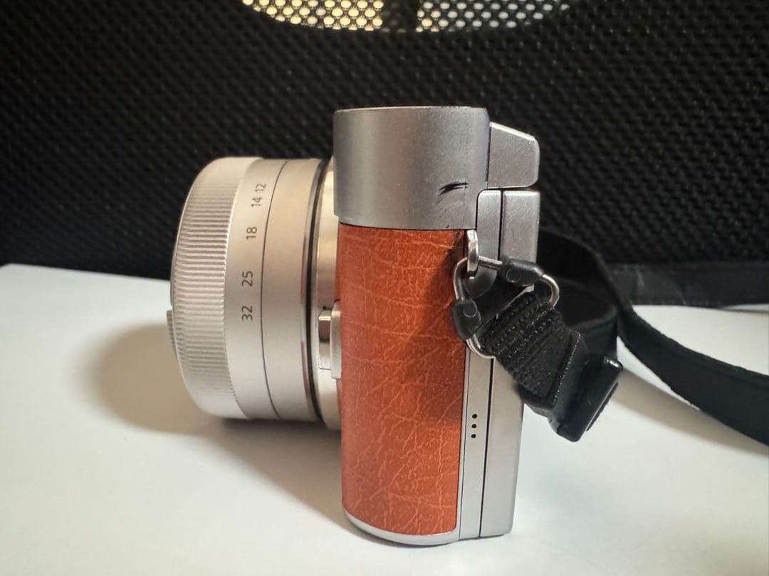 デジタルカメラ Panasonic LUMIX DC-GF10W Panasonic