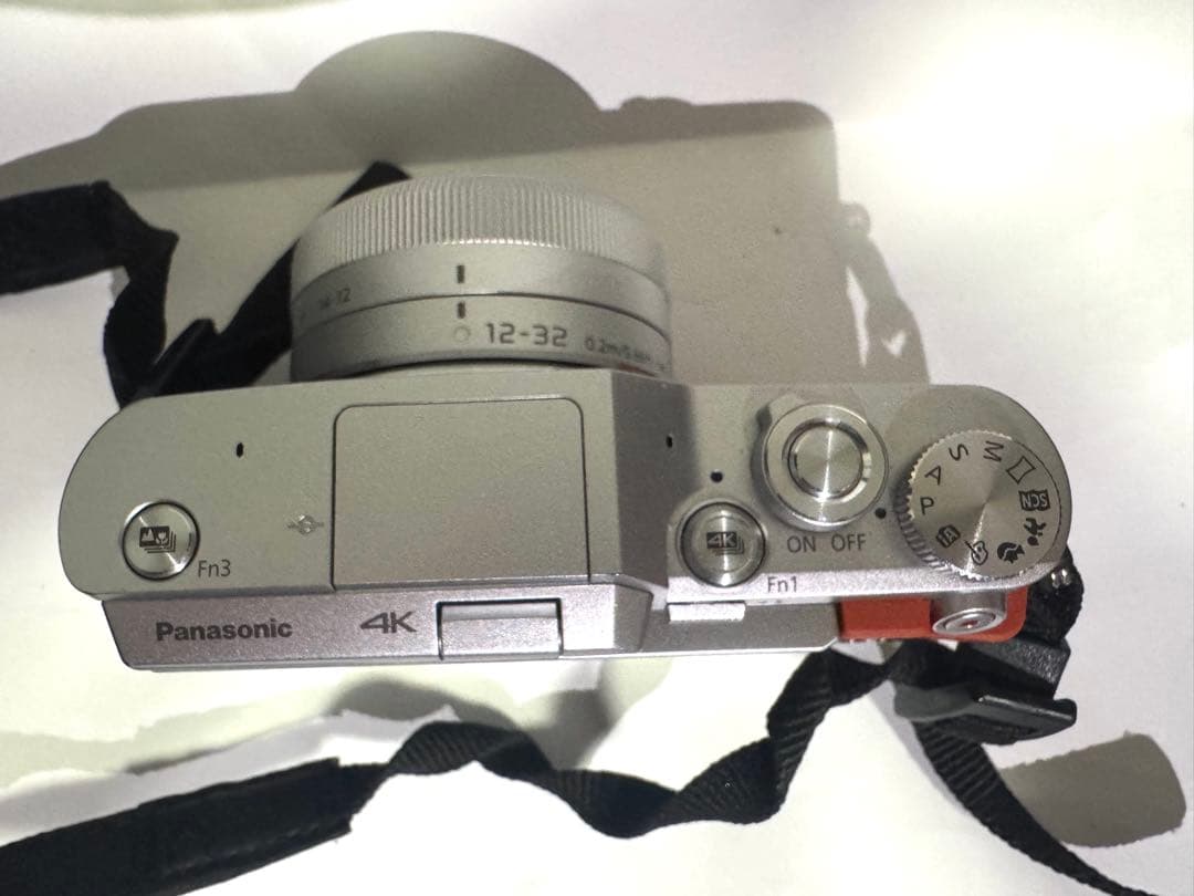 デジタルカメラ Panasonic LUMIX DC-GF10W Panasonic