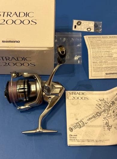 SHIMANO 19 STRADIC C2000S スピニングリール e115