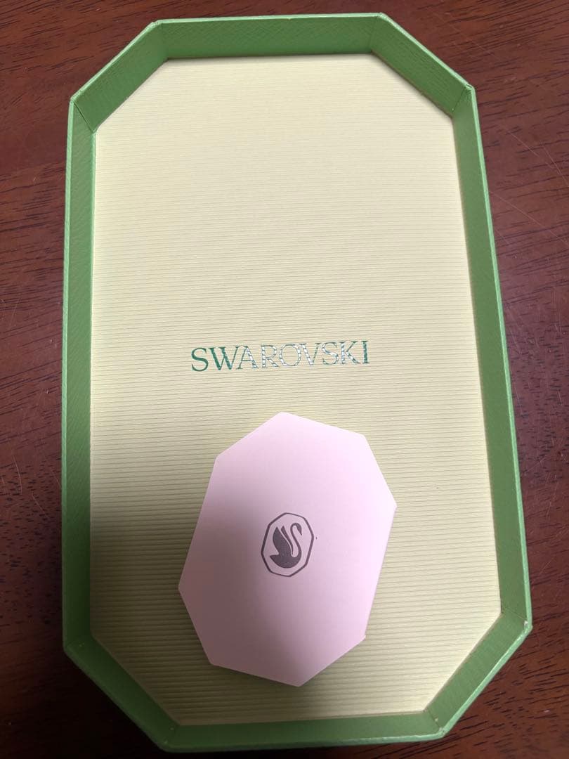 SWAROVSKI iPhone15ケース グラデーション