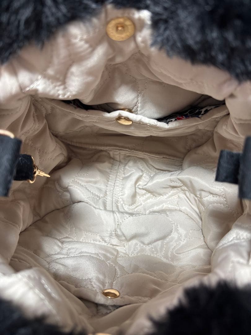 さ*ー様 コヤンイサムチョン　ハンドメイド　ファーバッグ　サンダーちゃん　ヒョウ