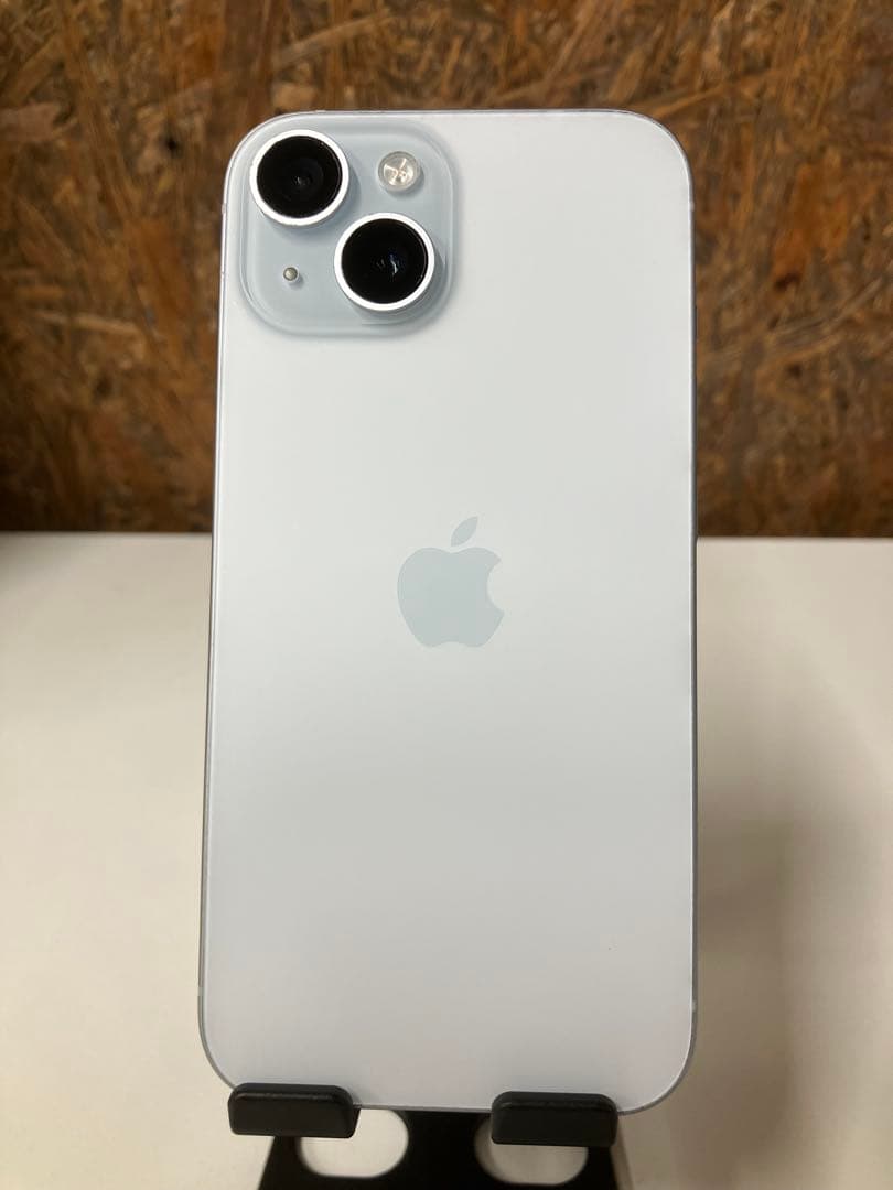 【美品】iPhone 15 256GB ブルー