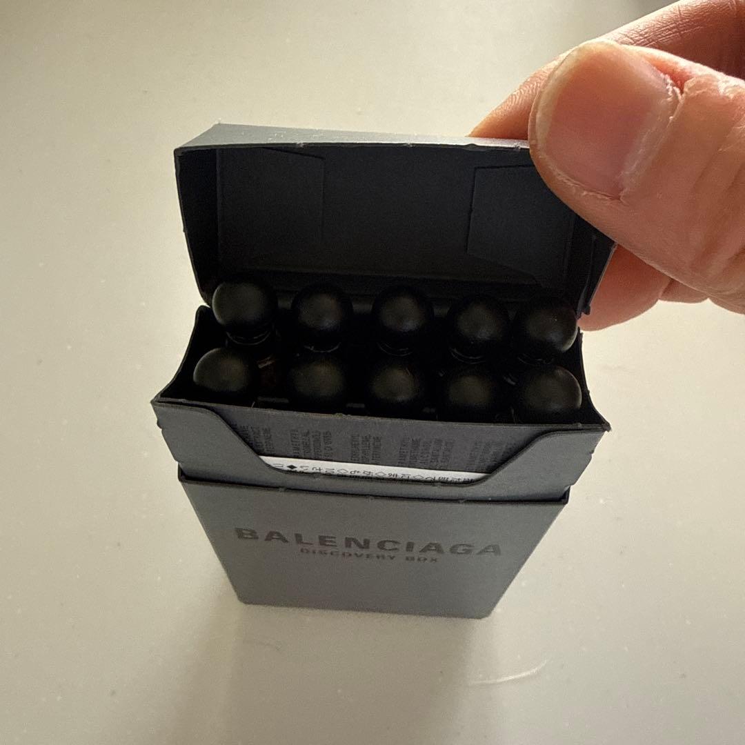 BALENCIAGA ディスカバリーボックス