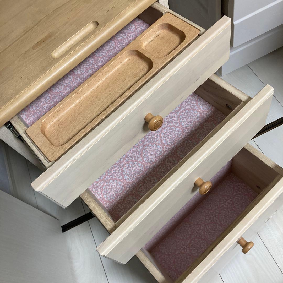 引き取り希望　コイズミ　学習机、椅子