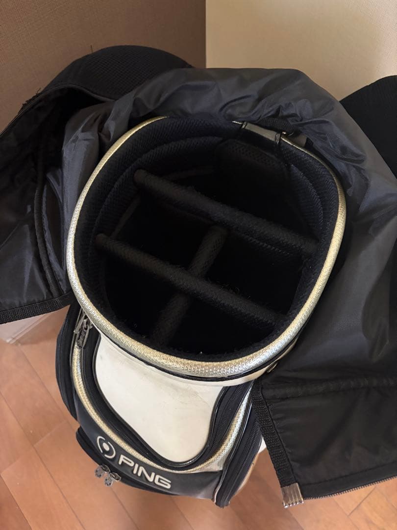 PING プレイヤーズベスト キャディバッグ