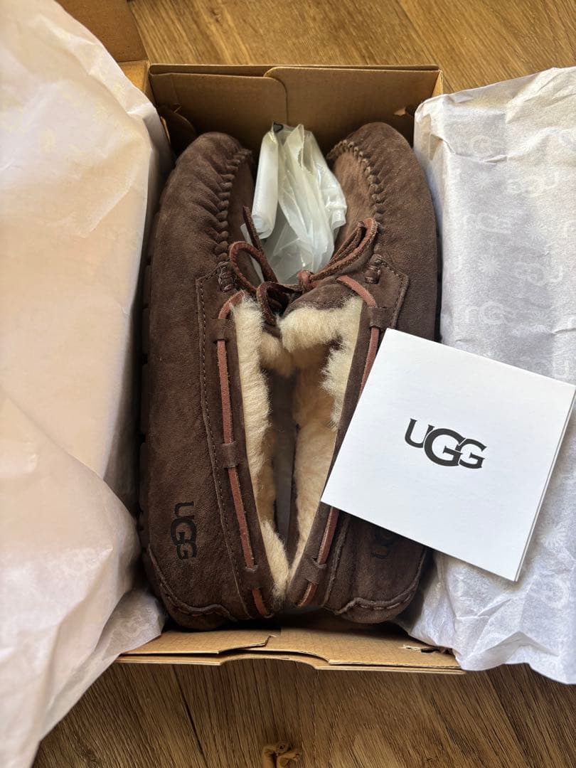完売色　UGG ダコダ　エスプレッソ 24cm 7 アグ