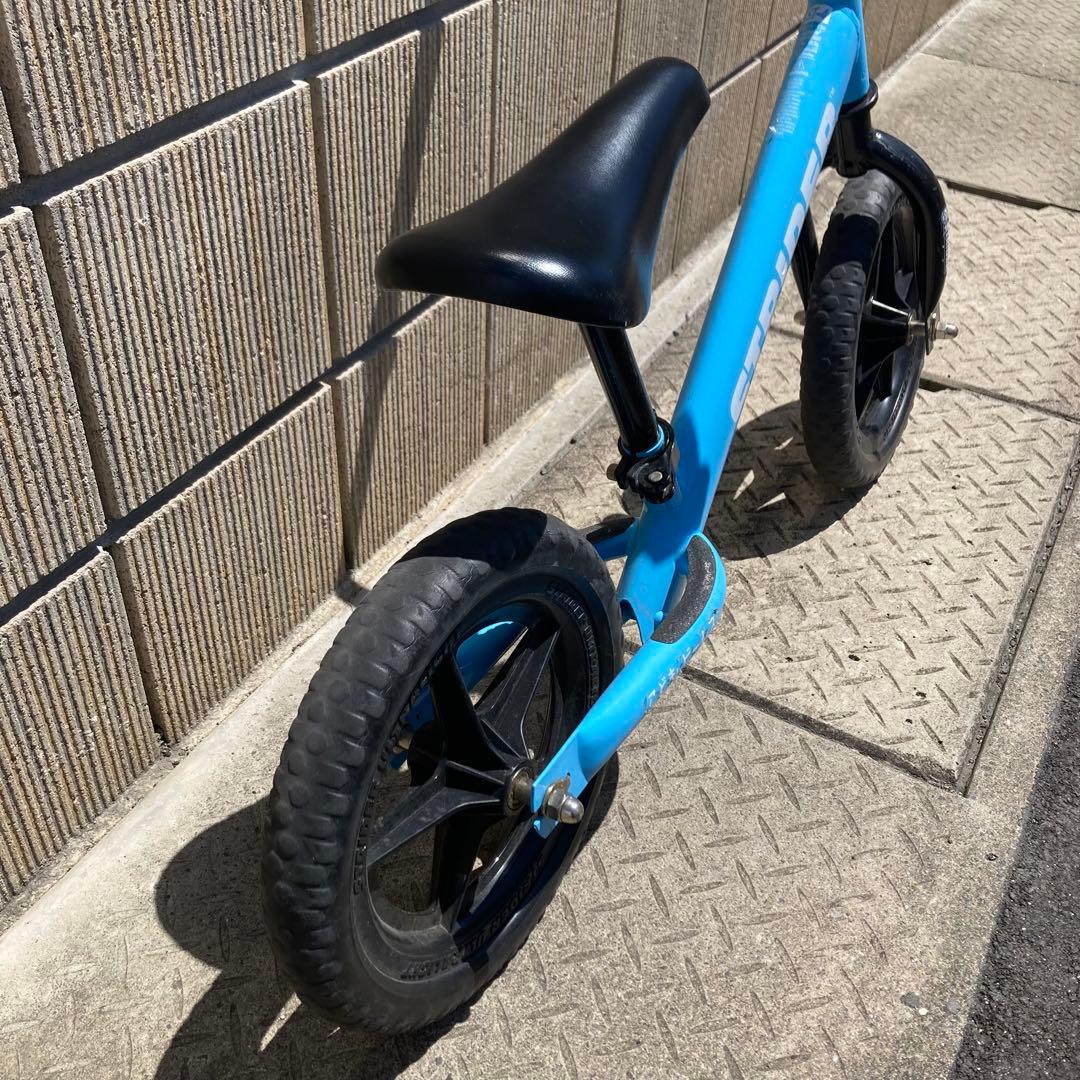 こどもビームス　コラボ　ストライダー　青　ブルー