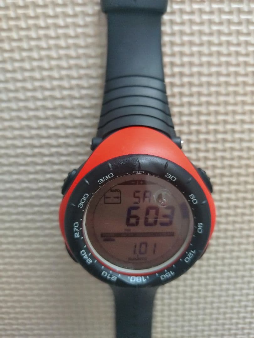 超美品 スント ベクター オレンジ SUUNTO VECTOR orange
