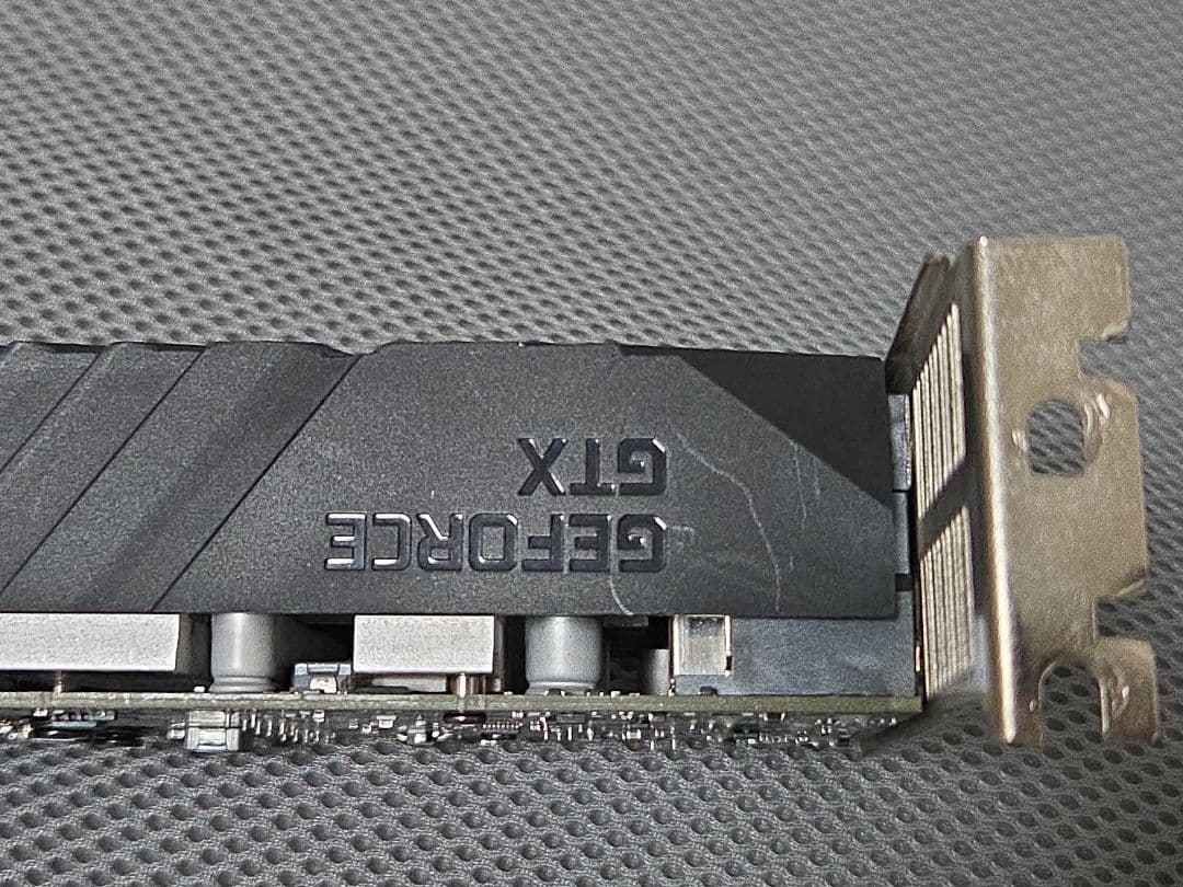 GeForce GTX1650 OC ロープロファイル 4G