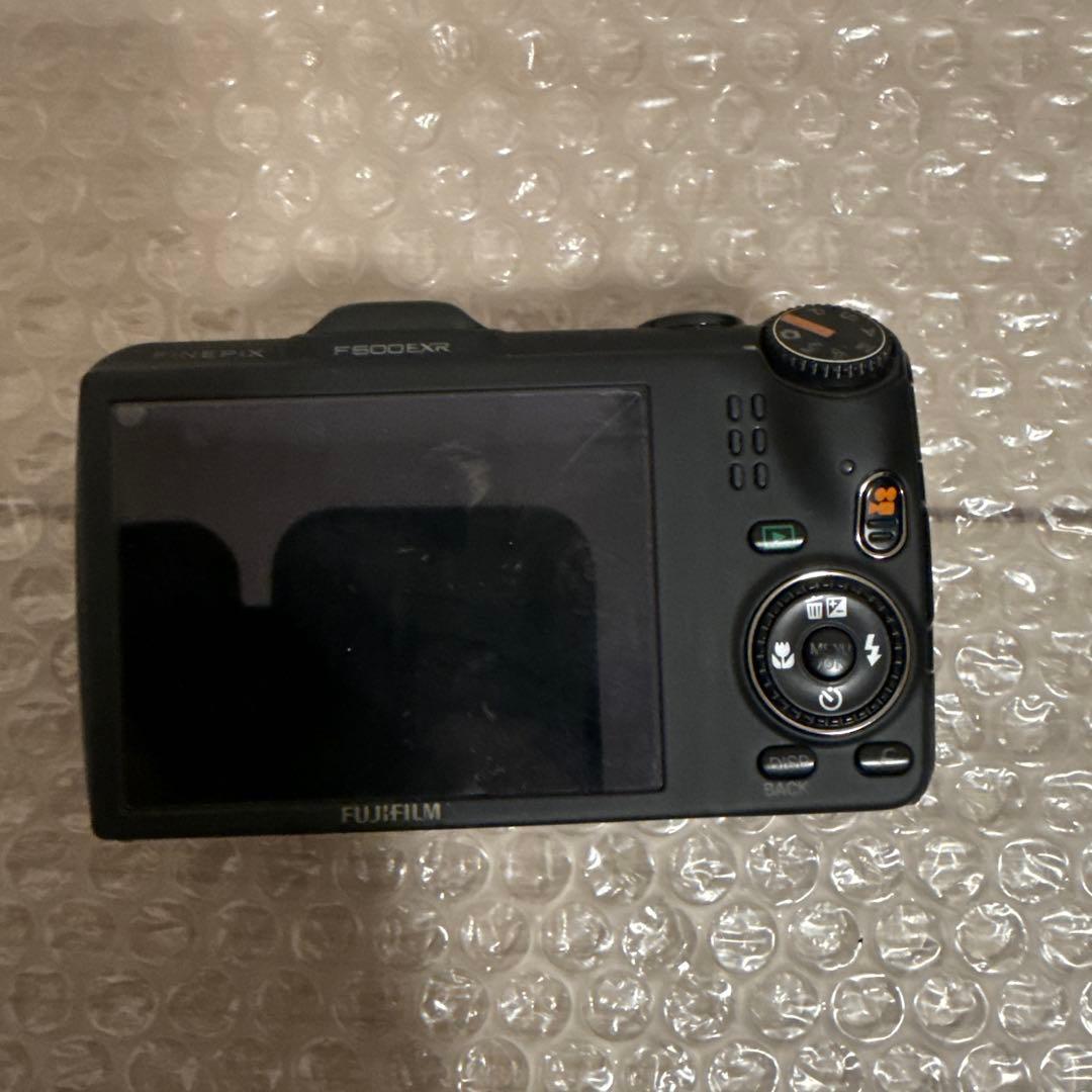 デジカメ　FUJIFILM finepix F600EXR