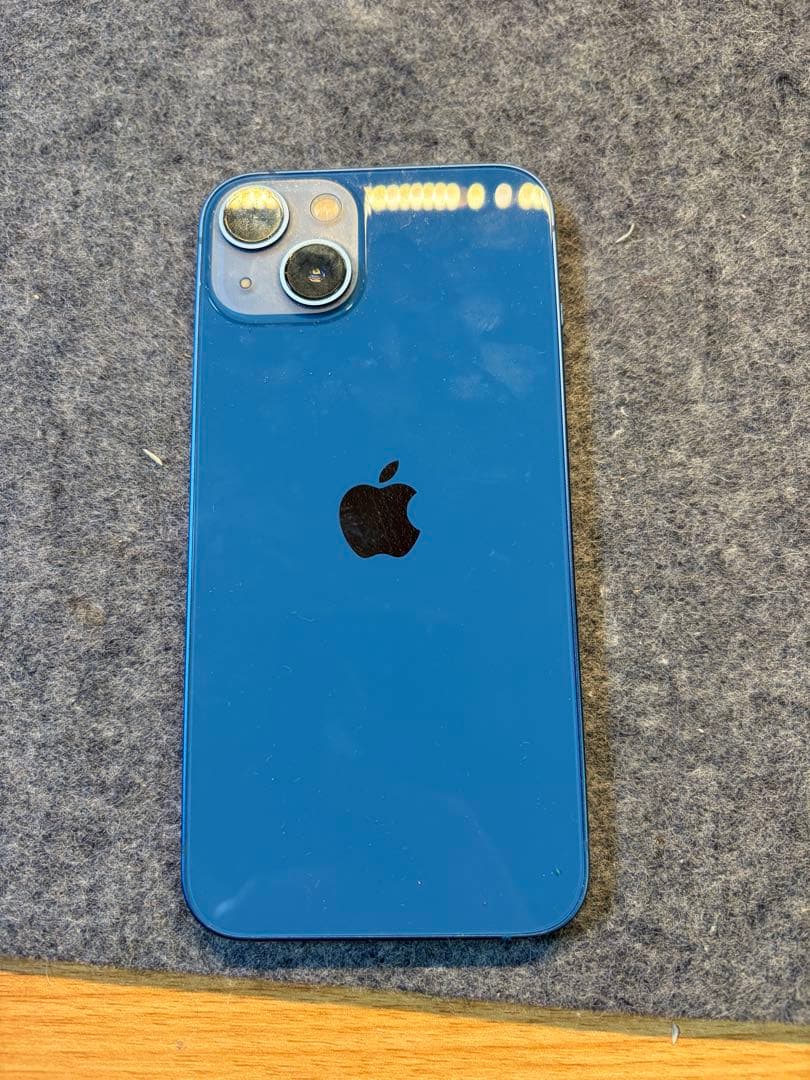 Apple iPhone 13 本体 ブルー