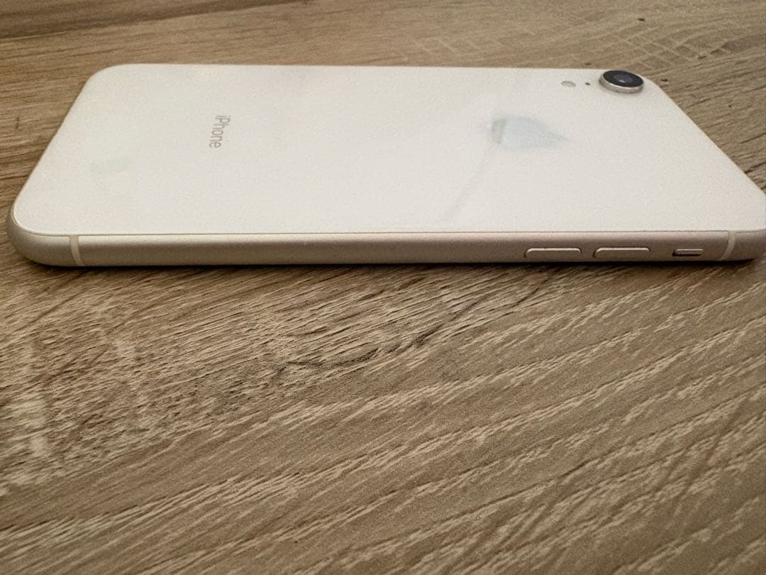 iPhoneXR 64GB ホワイト 未使用フィルム付