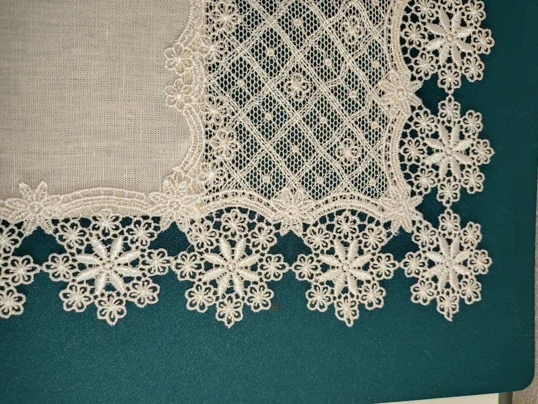 新品未使用、テーブルセンターセルコン、綿麻混、ドイツ製 サイズ違い2枚セット