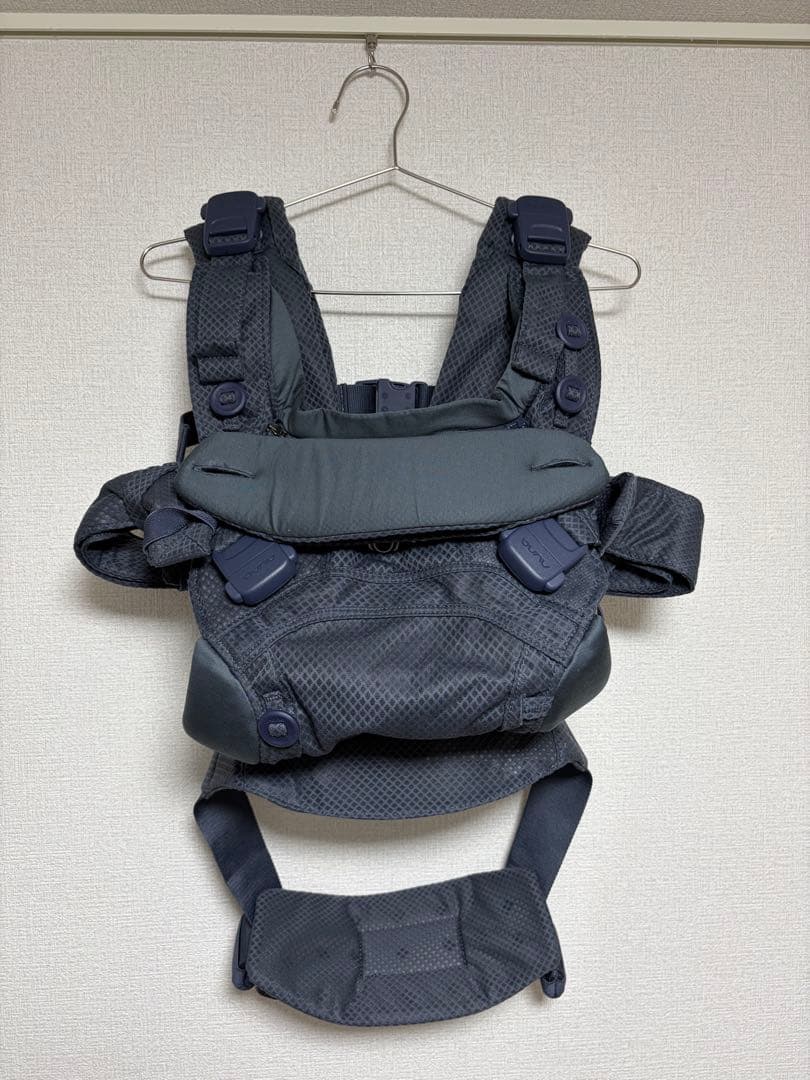 NUNA カルドクリック　ダークグレー（デニム）抱っこ紐