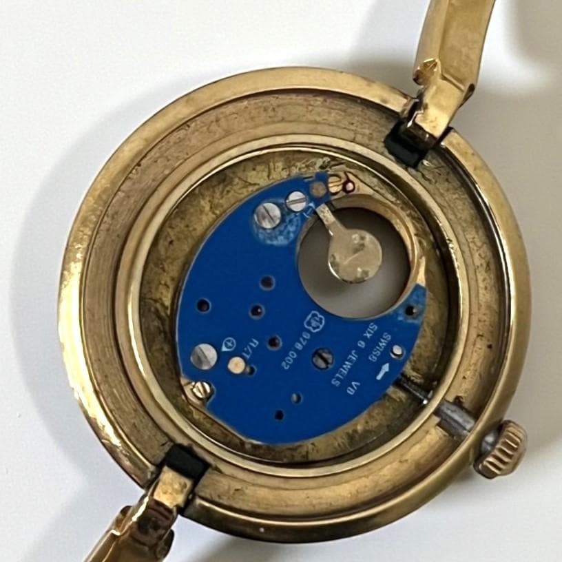 【ジャンク・部品取り】GUCCI チェンジベゼル 腕時計 3点 替えベゼル8色