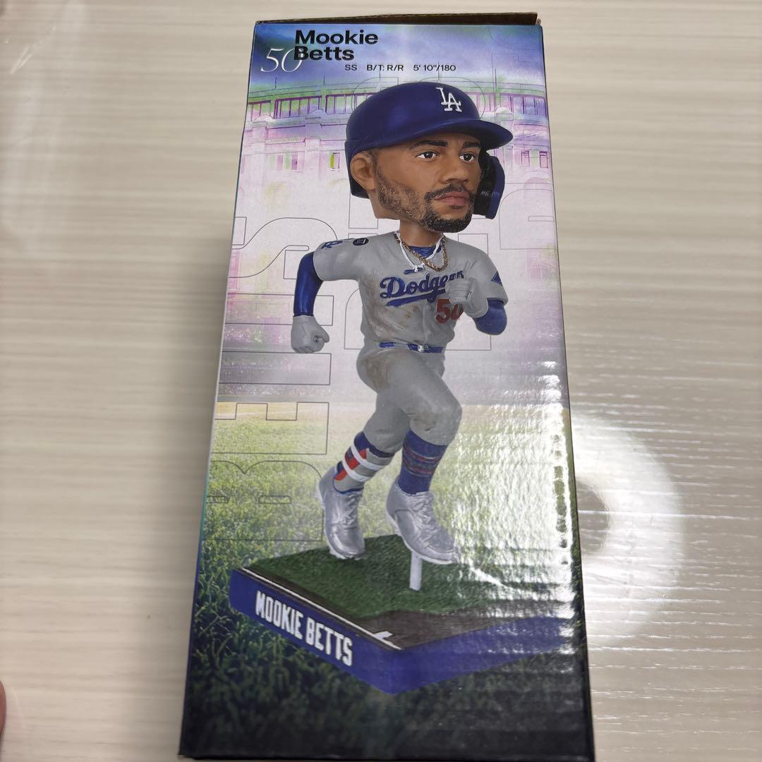 ドジャース　ベッツ　ボブルヘッドフィギュア（新品）