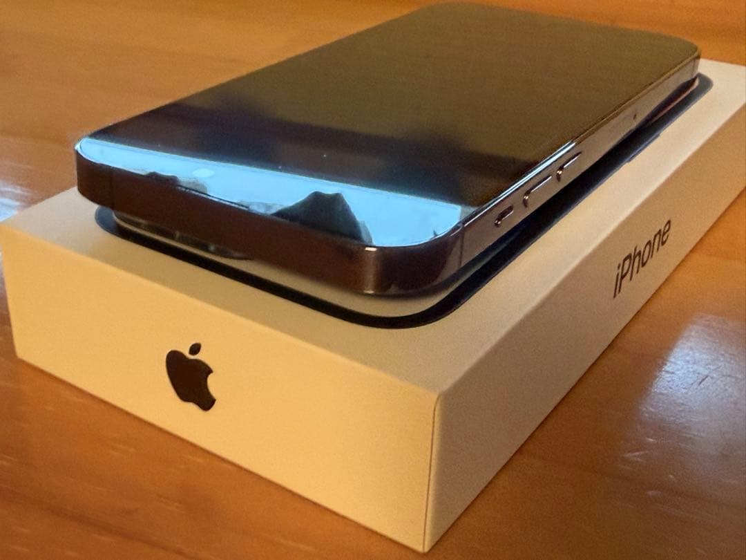 【付属品未使用】iPhone 14 Pro 256GB ディープパープル