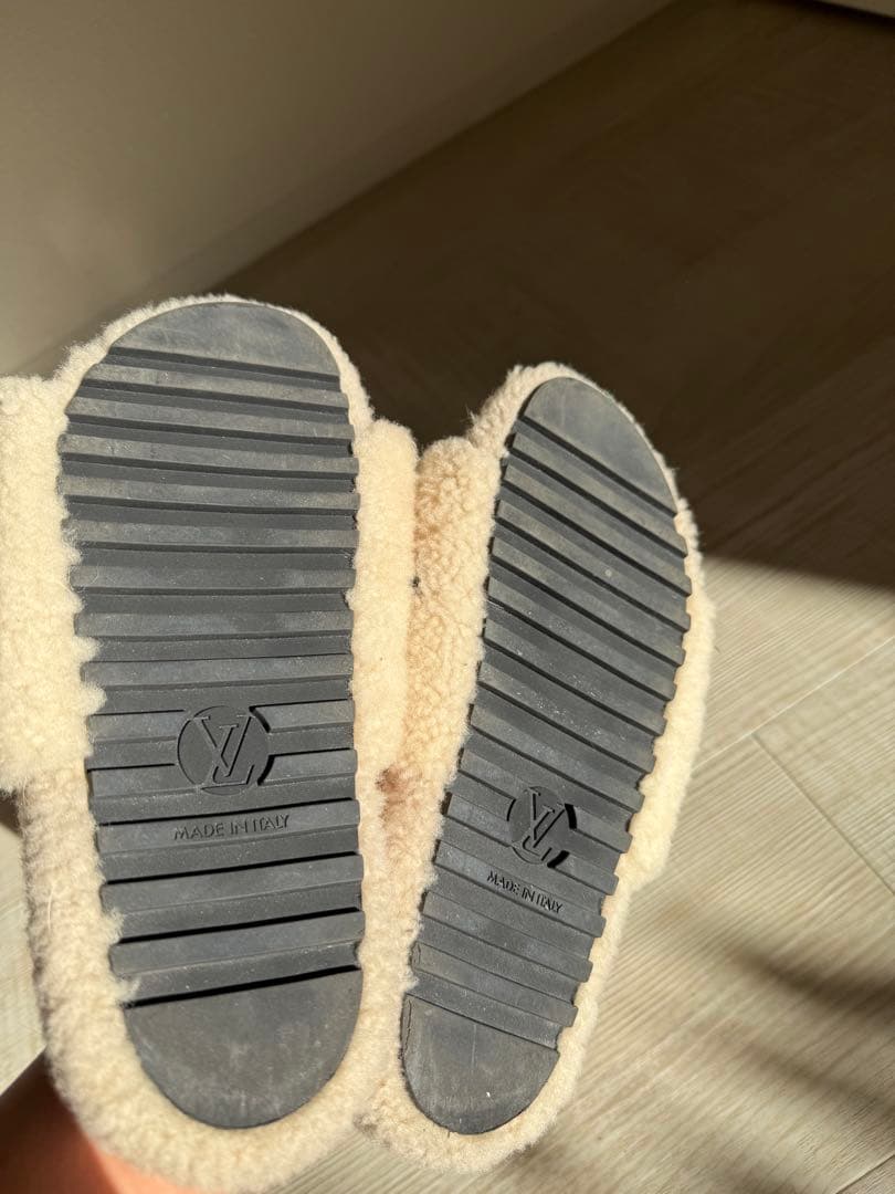 Louis Vuitton LVパセオリアルボアムートンサンダルミュール24cm