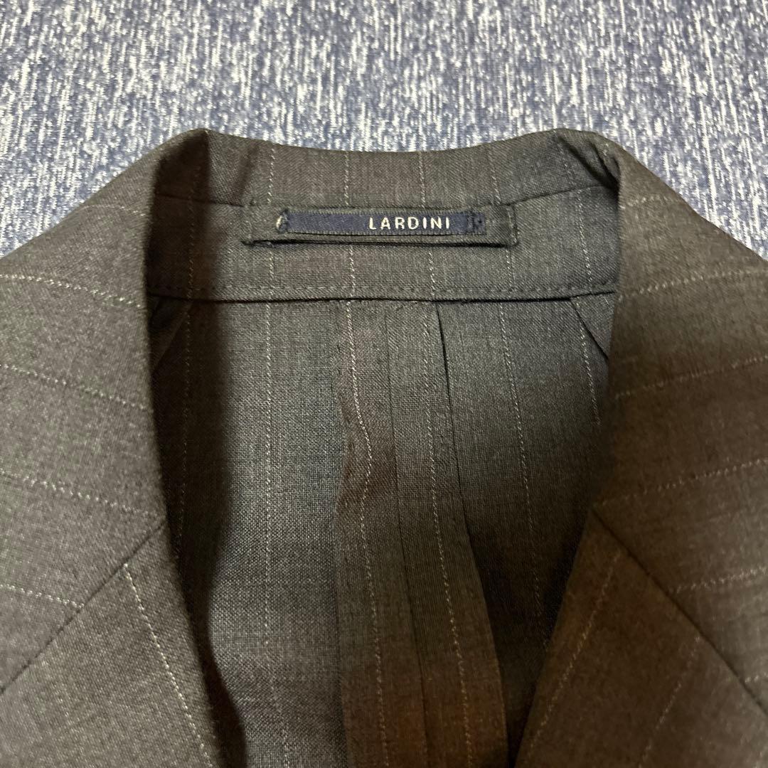 LARDINI ダブルブレストスーツ グレー ピンストライプ