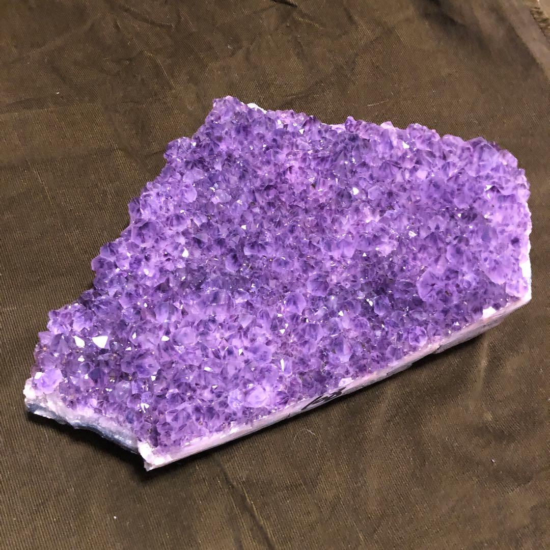 アメジスト 置物 木製台座付き 大きめ