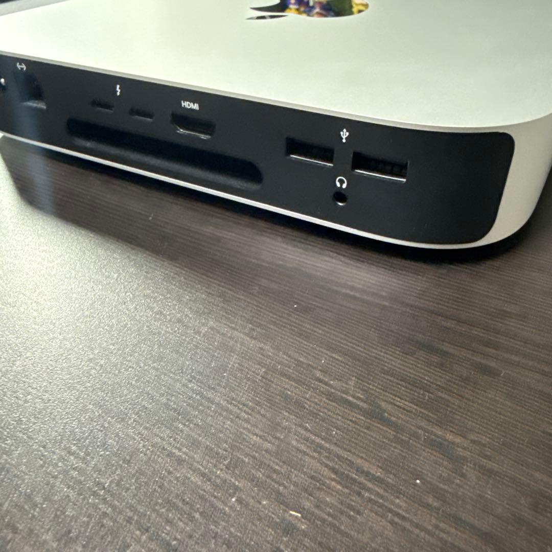 Mac mini M2 8GBユニファイドメモリ　256GB SSD