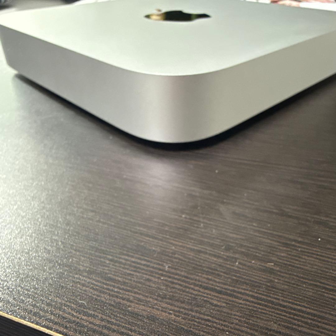 Mac mini M2 8GBユニファイドメモリ　256GB SSD