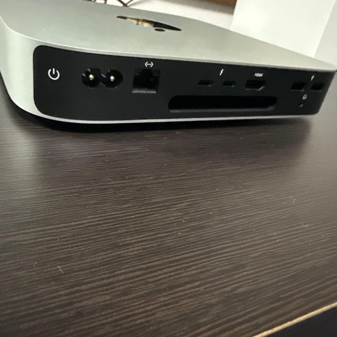 Mac mini M2 8GBユニファイドメモリ　256GB SSD