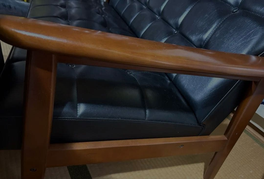 美品【カリモク60 】Kチェア2シーター　2人掛けソファ　黒　ブラック