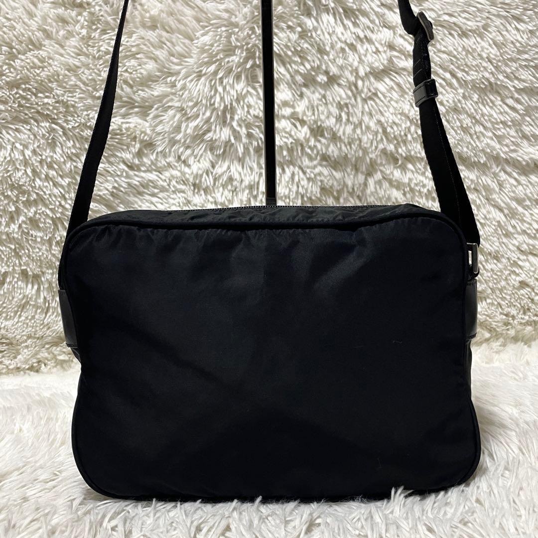 【良品】PRADA プラダ　カメラバッグ　ナイロン　レザー　ブラック　斜め掛け