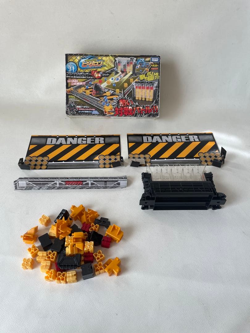 ビーダマン 付属品 部品 フィールド 50点セット フラッシュワイバーン 含む