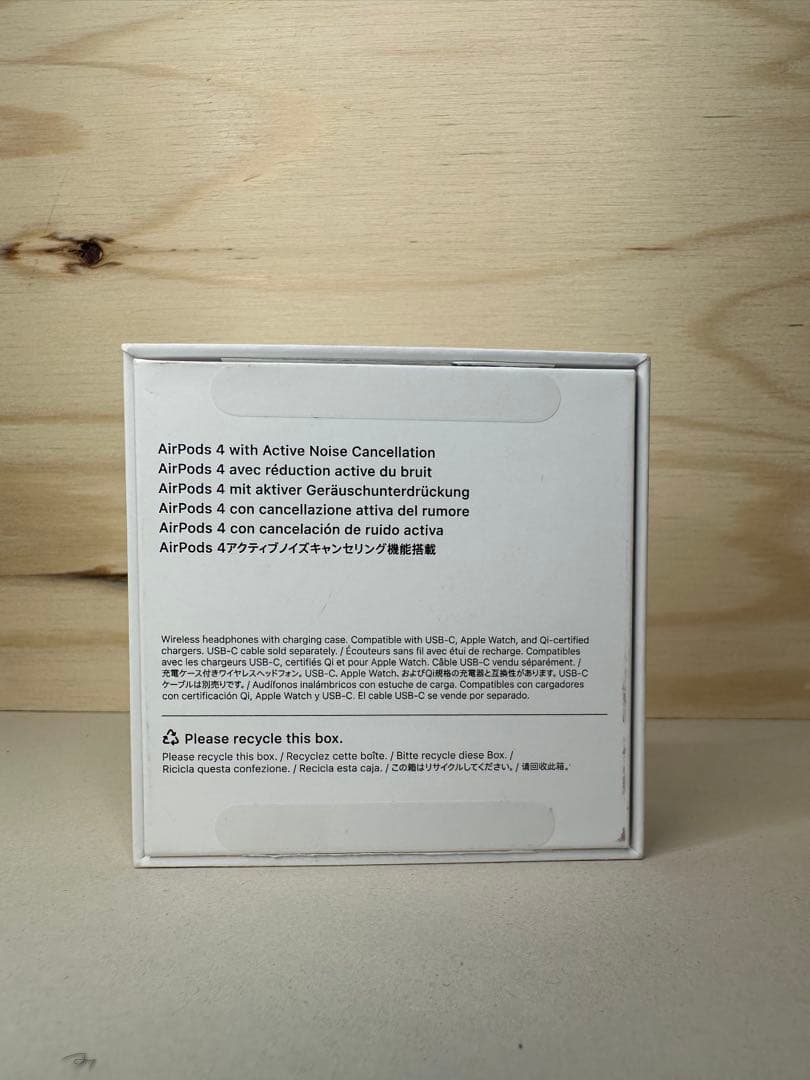 【美品】AirPods 4 ANC搭載モデル MXP93J/A 4W1MQ