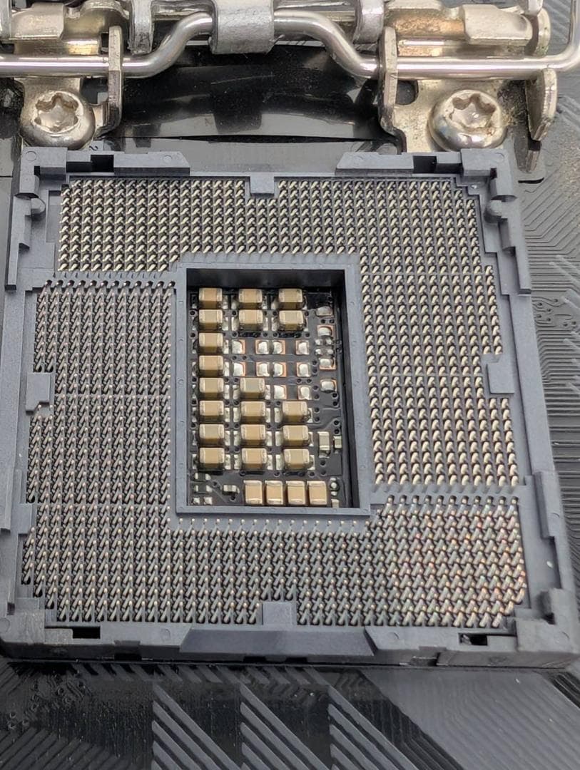 ASUS TUF H370-PRO GAMING マザーボード