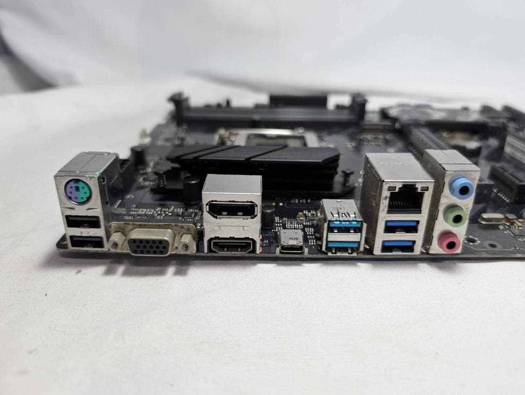 ASUS TUF H370-PRO GAMING マザーボード