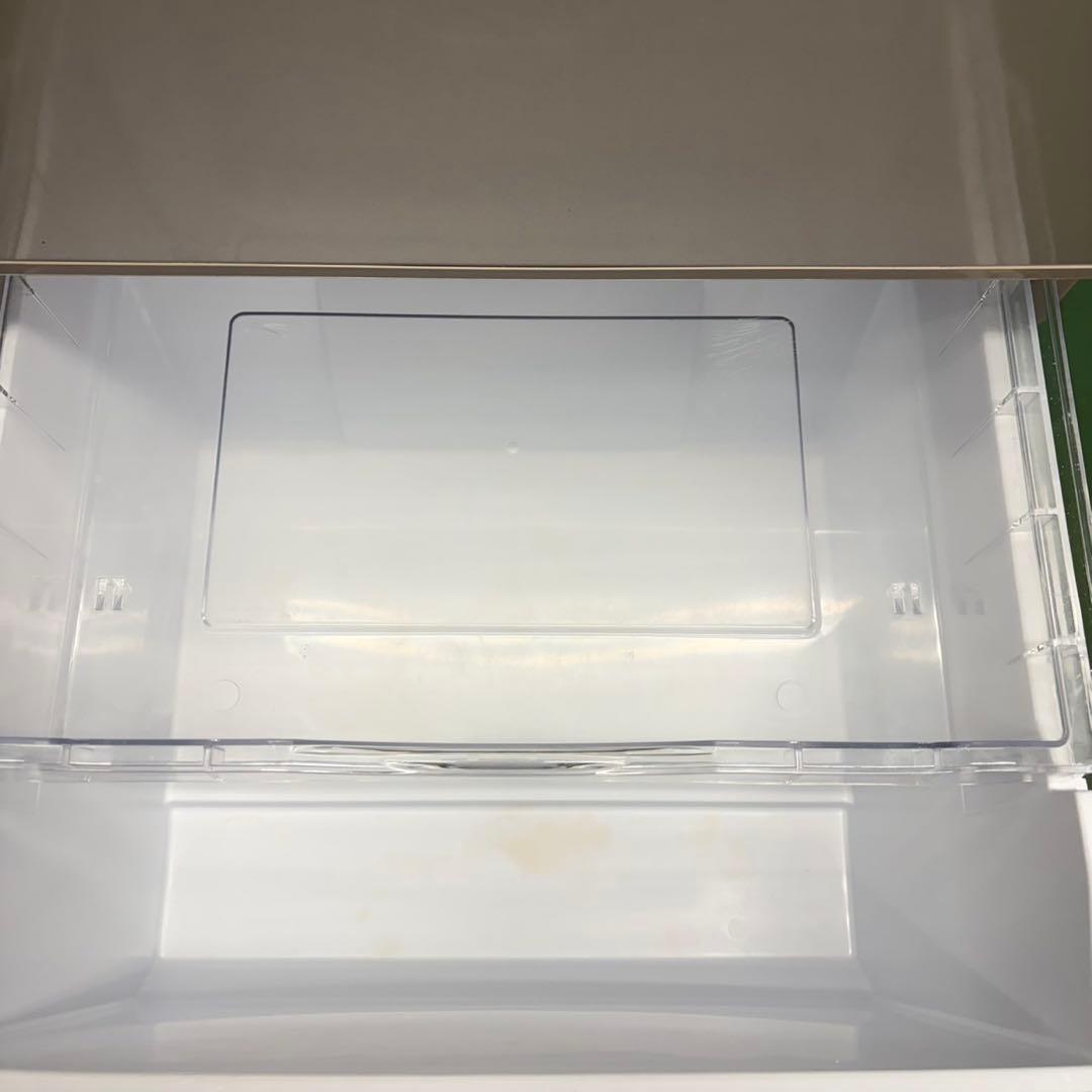 718 日立　大型冷蔵庫　300L強　小型　右開き　自動製氷　3ドア　家庭用