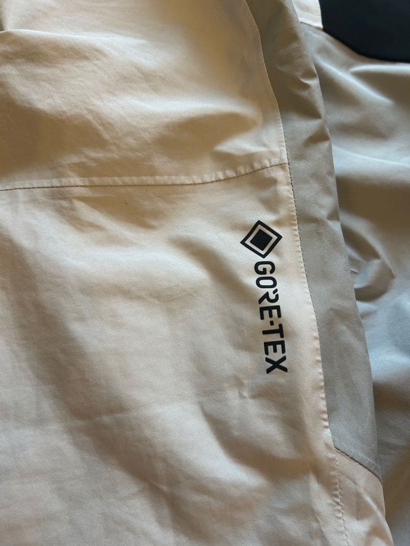 BURTON スノーボードウェアGORE-TEX サイズ150センチ