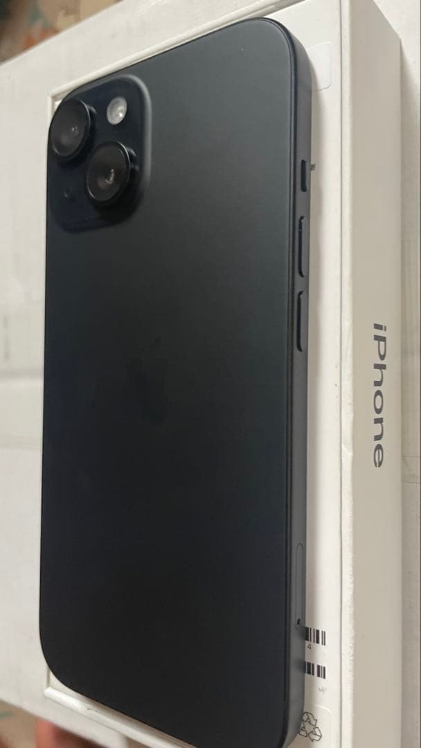 超美品 iPhone 15 128GB 黒 SIMフリー動作確認済 100%