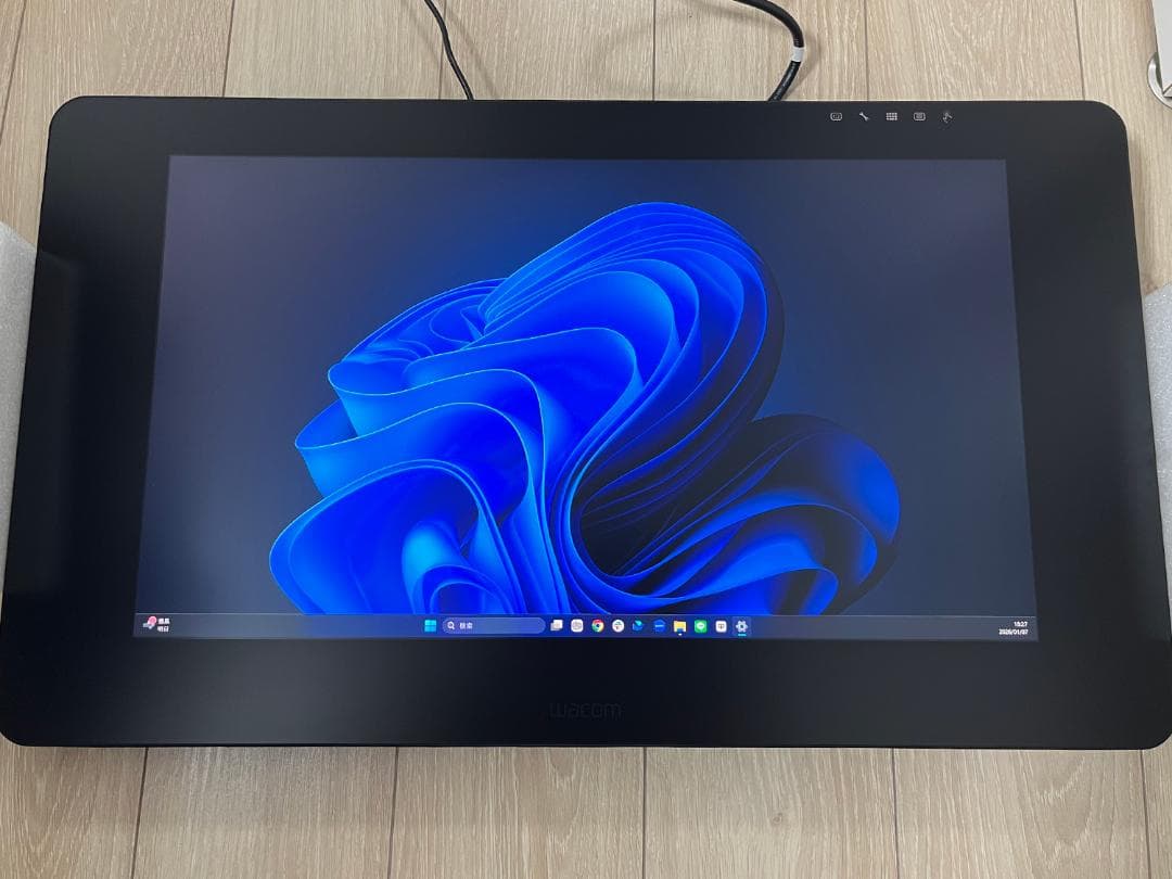 液タブ・ペンタブ Wacom Cintiq Pro 24 touch DTH-2420/K0