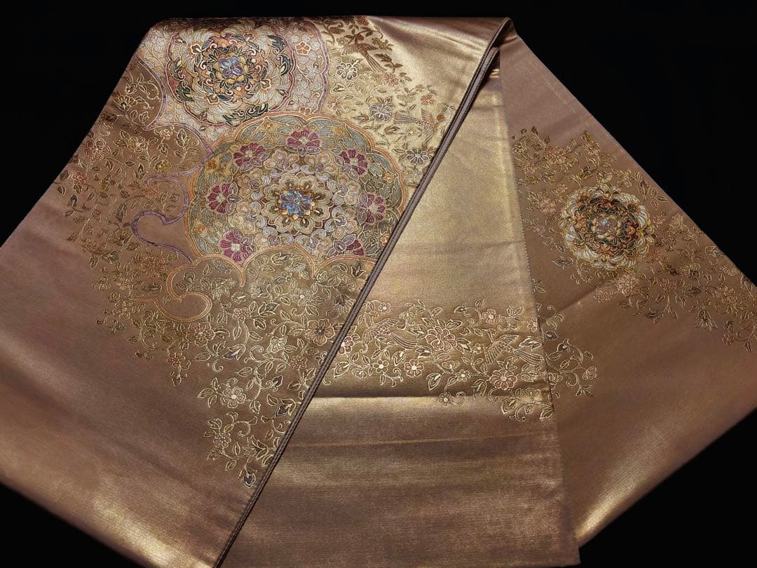 【美品】袋帯 螺鈿 宝相華 金色 お太鼓柄