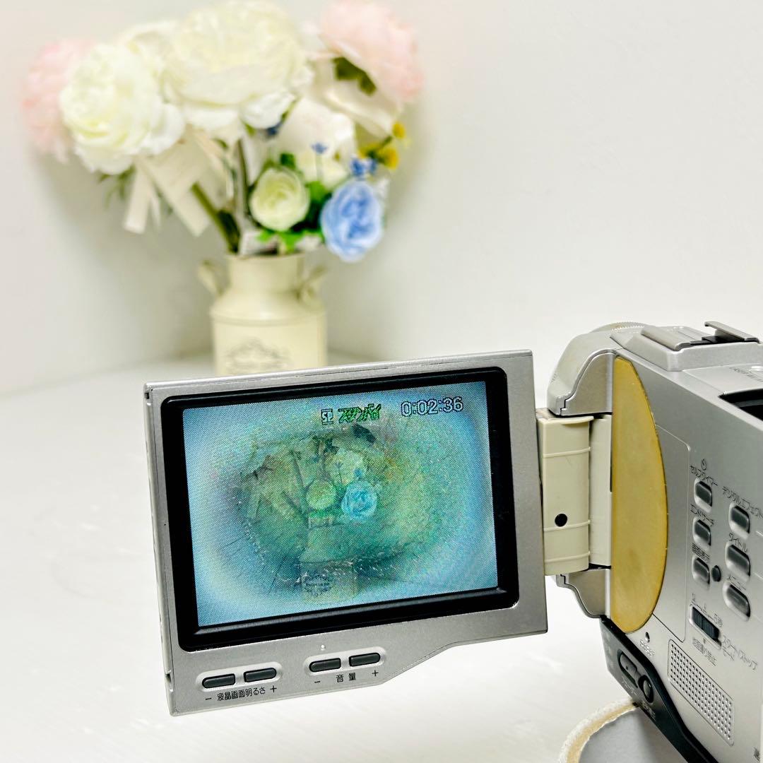 希少動作品 SONY miniDV ハンディカム DCR-TRV8 シルバー