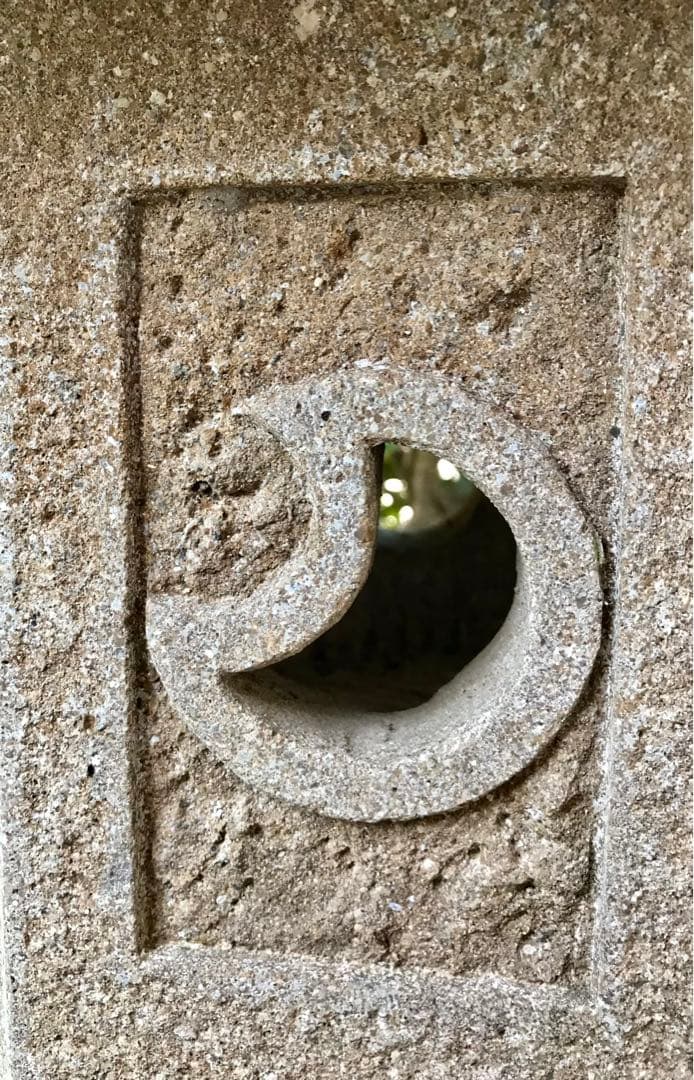 春日石灯篭・時代物・庭石