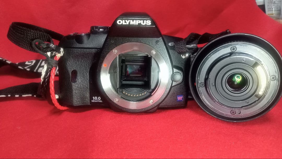 オリンパス　OLYMPUS　E-410 デジタル一眼レフ　付属品色々セット♪