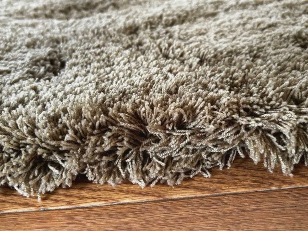 【新品】MOMO NATURAL(モモナチュラル)シャギーラグ　大判