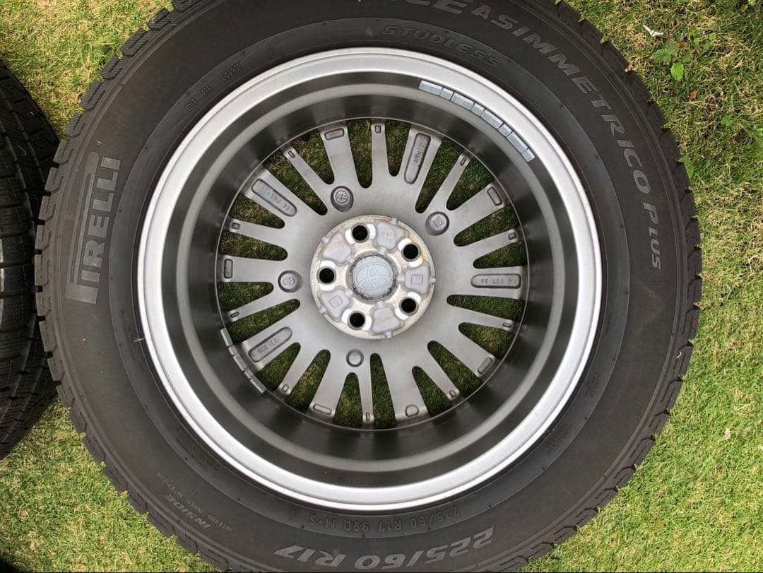 トヨタ　アルファード30系17インチ純正アルミ　スタッドレス225/60R17