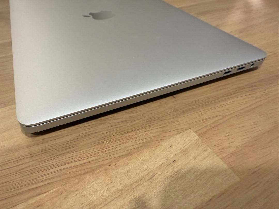 【最強スペック】MacBookPro13インチ 2020 i7 32GB 1TB