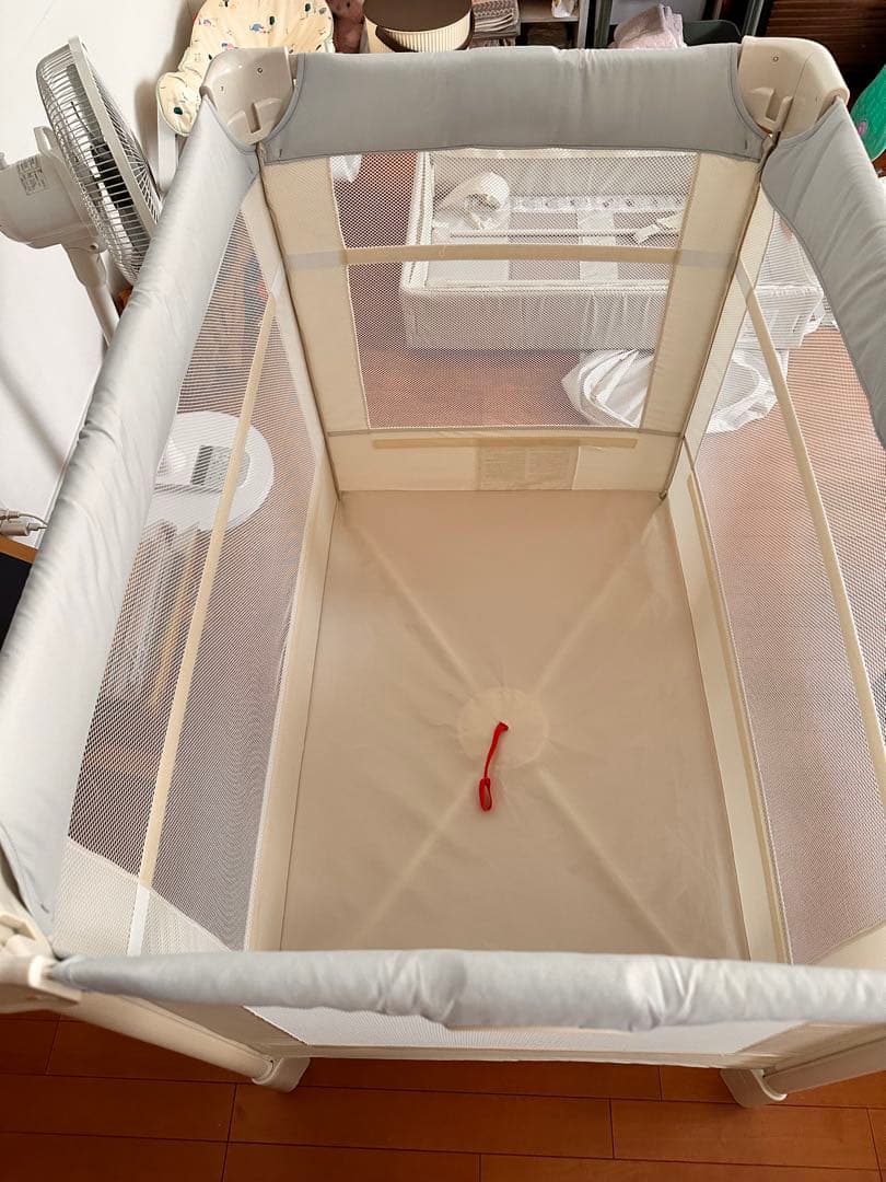 Aprica メッシュベビーベッド ベージュ