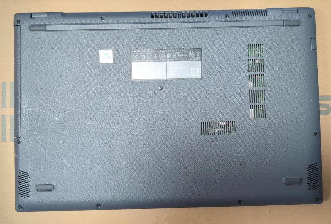 ASUSノートパソコン Core i7 メモリ8GB SSD512GB